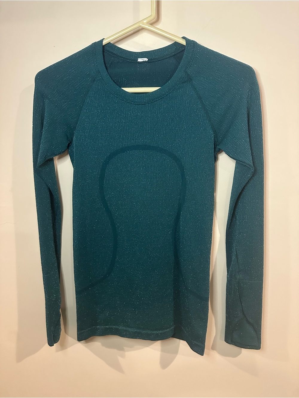 Lululemon top